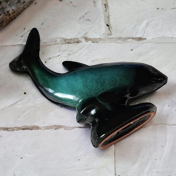 BLUE MOUNTAIN POTTERY Hand Glazed Ceramic Orca Whale - Picture 7 of 8